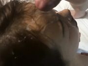 大一女友喜欢吸精 完美露脸 爆精颜射射一脸 深喉狂舔 技术秒杀岛国女优 完整版