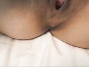 偷情红衣嫩模 被挑逗的在车上就脱掉内裤 后入骑操 原版无水印 高清1080P