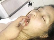 唱歌被下药肆意玩弄 怎么干都不醒