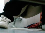 真实偷拍 零距离接触清纯学生MM