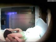 妹子不配合被小伙按倒扒光强行进入