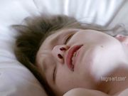 极品姐妹花玩出新高度黄瓜的爱