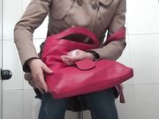 商场厕拍 这妹子下面看着有点可怕