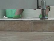 小公园公厕厕拍-真实跟拍紧张刺激