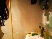 非常火爆的美女空姐洗澡時被猥瑣男強行啪啪啪