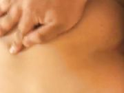 妹子和网友吃宵夜谁知酒里下了春药