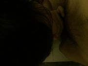 涉世未深的小妹被猥琐的网友骗到酒店开房