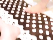 风骚少妇自慰工具很多插穴插菊花很诱人