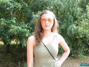 路边搭讪漂亮妹子给钱要求看奶子和屁股