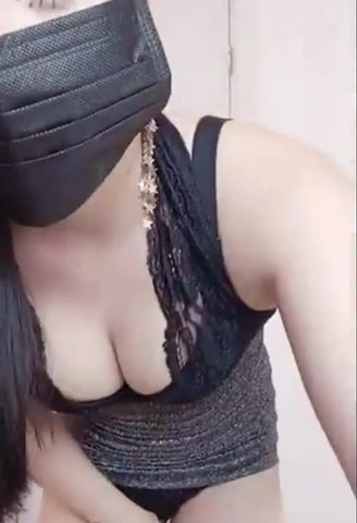 开档黑丝情趣诱惑床上自慰骚逼淫水是真多道具玩弄呻吟浪叫