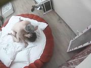 情趣酒店监控偷拍又是那个白发老头和年轻貌美的情妇