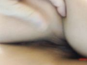 变态姐夫看见喝醉的性感大胸小姨子没穿内裤在睡觉色心大起