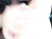 露脸玩刺激路边看着行人玩大奶肥臀口活超棒车里被草到淫叫