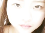 气质眼镜女白领兼职女主播和土豪粉丝宾馆豪华套房约炮