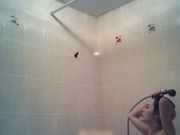 摄像头偷拍老婆的表妹洗澡身材还不错逼毛很性感值得撸一发 720P高清