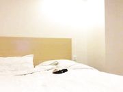 约炮健身馆经常一块锻炼的少妇身材苗条很耐草