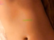 95年丰满大胸美女被男友哥们故意灌醉边操小穴边爆肛,正操着美女突然迷迷糊糊的说：我还不想怀孕!高清版!