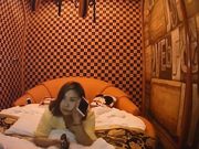 中年男约了位丰满气质的大奶少妇酒店迫不及待开操,干的相当激烈