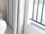 大奶网红曼曼户外啪啪被炮友捂嘴吞精