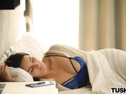 美女丰满有肉身材这样老婆要让人肾虚啊