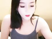 美女主播衣裳湿半收费大秀 身材很棒 激情自慰