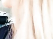 少妇和炮友户外车上口爆 口交深喉 口活很棒 男的受不了就射在嘴里 非常精彩