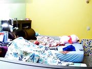 猥琐眼镜男在玩电脑被苗条漂亮女友主动求操各种体位