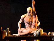 荒野猛男父亲虐待自己女儿