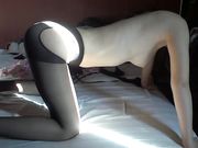 武汉某院校极品黑丝豪乳美女