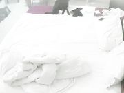 特意穿上女仆装打炮