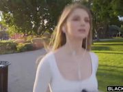 黑人大战白人妹子-皮肤超级白皙大奶妹子被黑人大屌各种姿势爆操