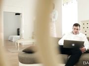 家里有这样的美女家政谁也挡不住妹子身材高挑奶子丰满冲动风情硬了啊