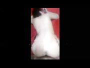 给大家看我的骚老婆噘着打屁股