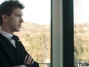 这两个妹子丰满肉肉极品黑丝一看就欲火冲动