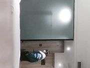 约了个大奶少妇，骑乘后入大力猛操非常诱人