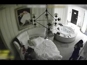 我不能来见你,一见你就干这事.换上性感情趣装操