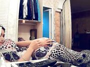 公司性感漂亮的美女白领趁男友出差下班约男同事家中偷情