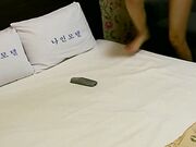 面对样貌还不错的应召女郎 怎奈鸡巴不争气 唯草草了事