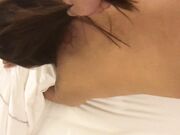 刚刮完鸡巴毛的屌哥和女同学开房