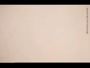 粉衣黑裙萌妹子镜头前掰穴特写抱起来干