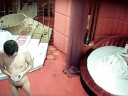 精品酒店偷拍貌似单位男领导和新来的长发美女下属开房,听对话2人好像有事没谈好一直没开操,谈好后狠狠爆操!