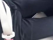 皮肤白皙网红美女主播剧情演绎大冷天路边等滴滴车 上车勾引司机车震 极品乳型呻吟销魂