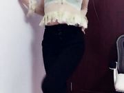 極品身材性感美胸主播放著音樂癢跳脫衣舞