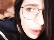 趁我刷推特时，我朋友突然肏了我！