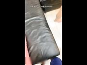 带着套舔鸡巴的感觉一点都不舒服