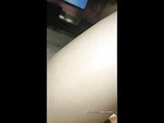 黑丝嫩妹在酒店里一次跟两个人玩一个干一个拍摄