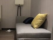 极品纹身女神，蜂腰翘臀美乳魔鬼身材，沙发啪啪完美展示