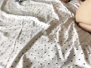 豪乳无毛身材贼棒的女生这样的豪乳做乳交