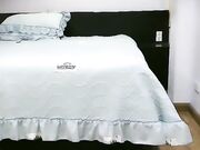 私人公寓网约上门服务的气质漂亮美少妇奶子好大女人味十足急不可待上床激情肉战