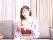 麻豆传媒&皇家华人传媒联合出品-与梦想中の男优打炮-AV拍摄受访